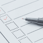 Draft an Employee Onboarding Checklist and Timeline